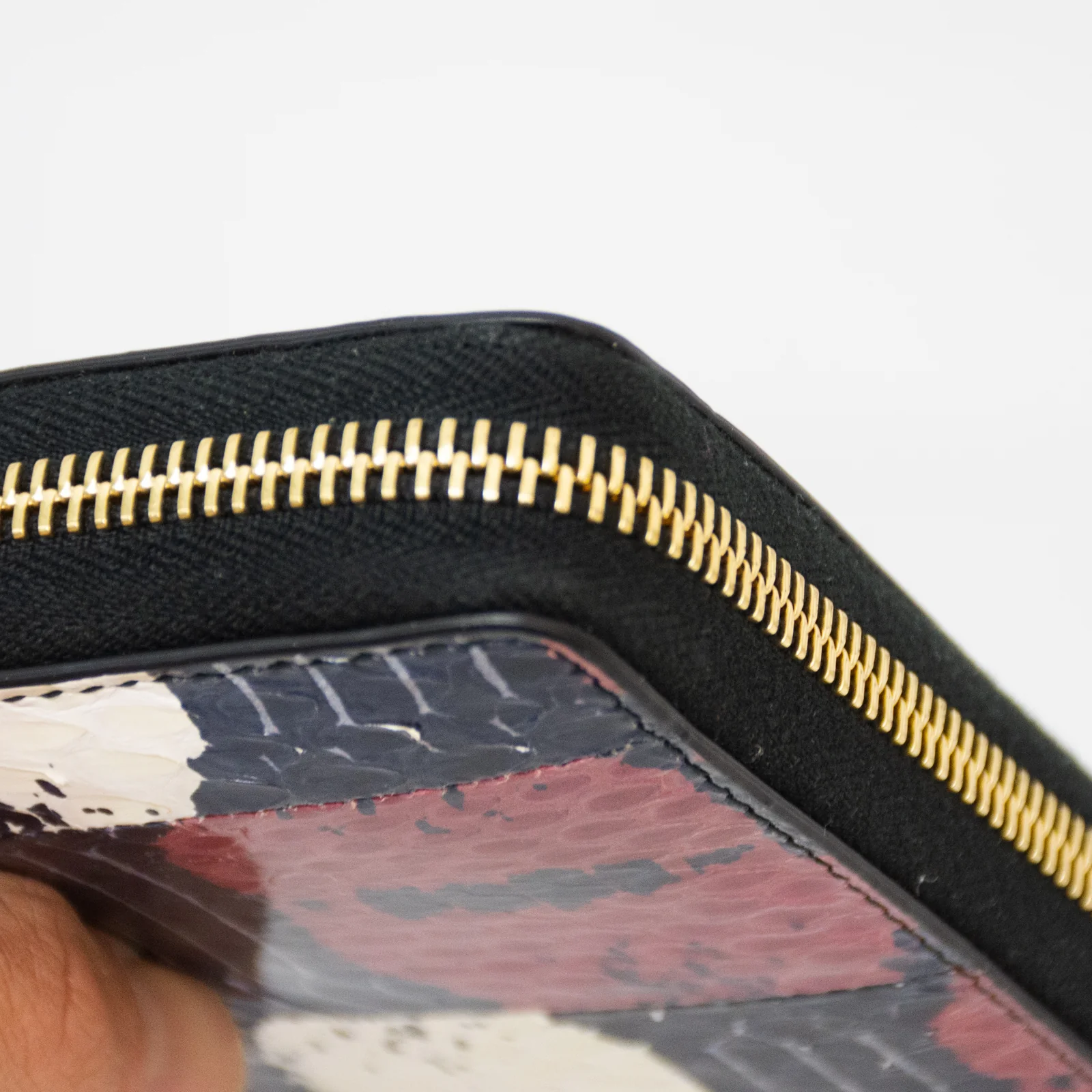 Gucci 453158 Python Zip Around Wallet - Image 6